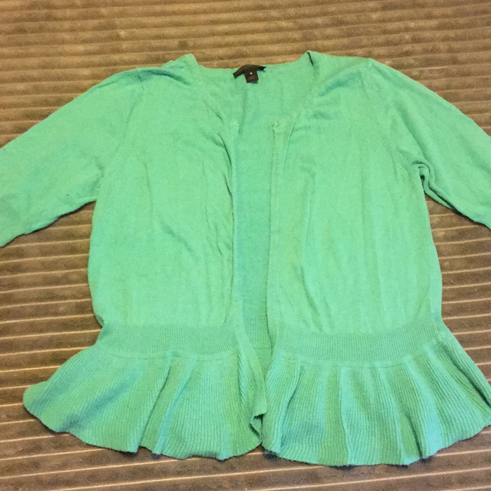 Cute layering cardigan!💚